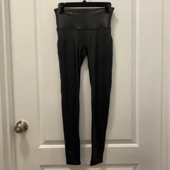 Spanx Faux Leather Leggings - Picture 7 of 7